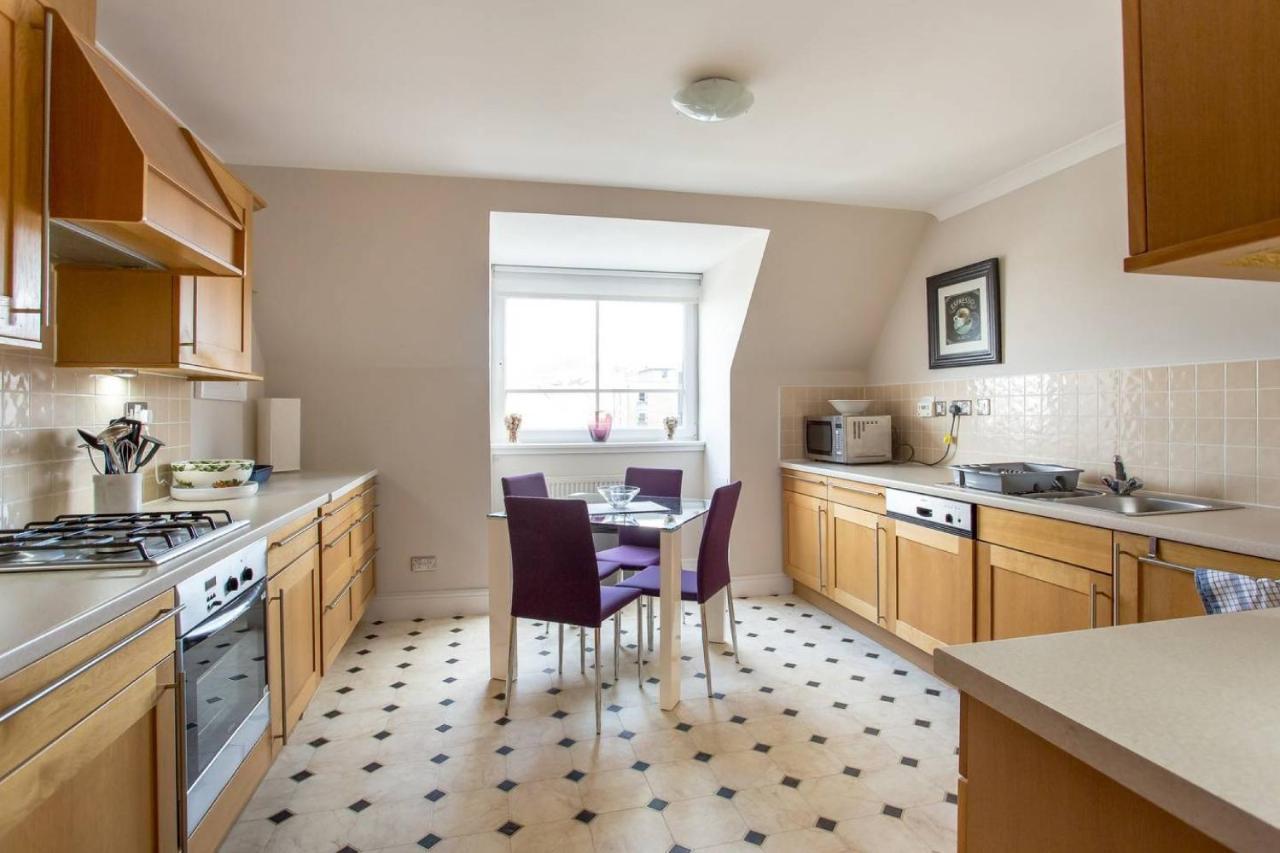Joivy Inviting Apartment Near Leith Walk Единбург Екстериор снимка